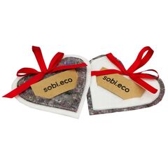 Darčekové srdiečka z recyklovaného textilu a z recyklovaného plastu