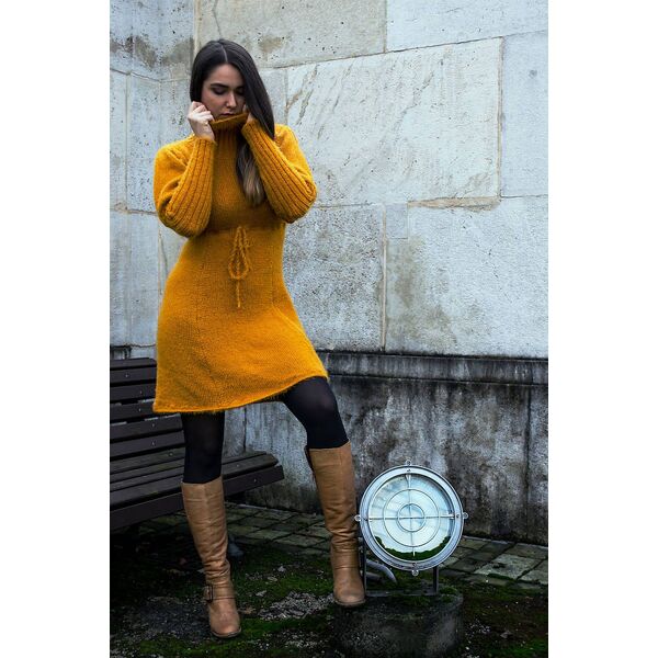 Pletené šaty vyrobené na Slovensku