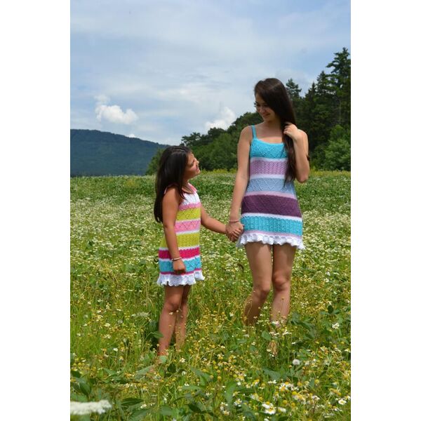 ​Pletené šaty krátke